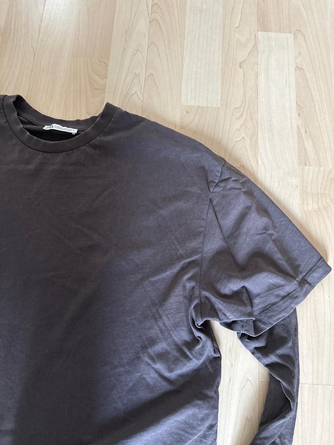 FADED-EFFECT DOUBLE-SLEEVE T-SHIRT - Image 3