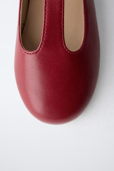 BALLERINES EN CUIR À BRIDE EN T ÉDITION LIMITÉE - Bordeaux de Zara - Image 5
