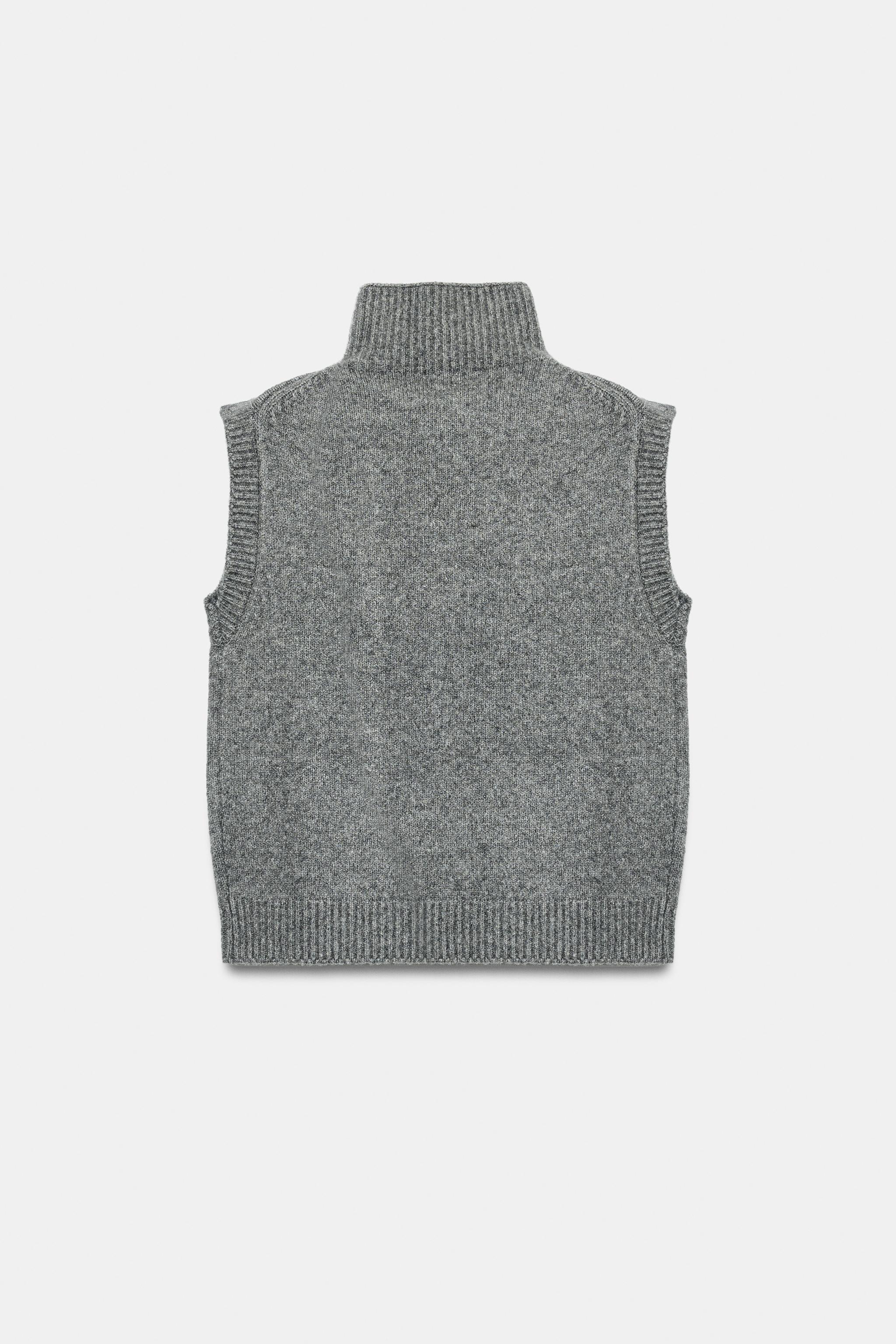 HIGH NECK KNIT VEST