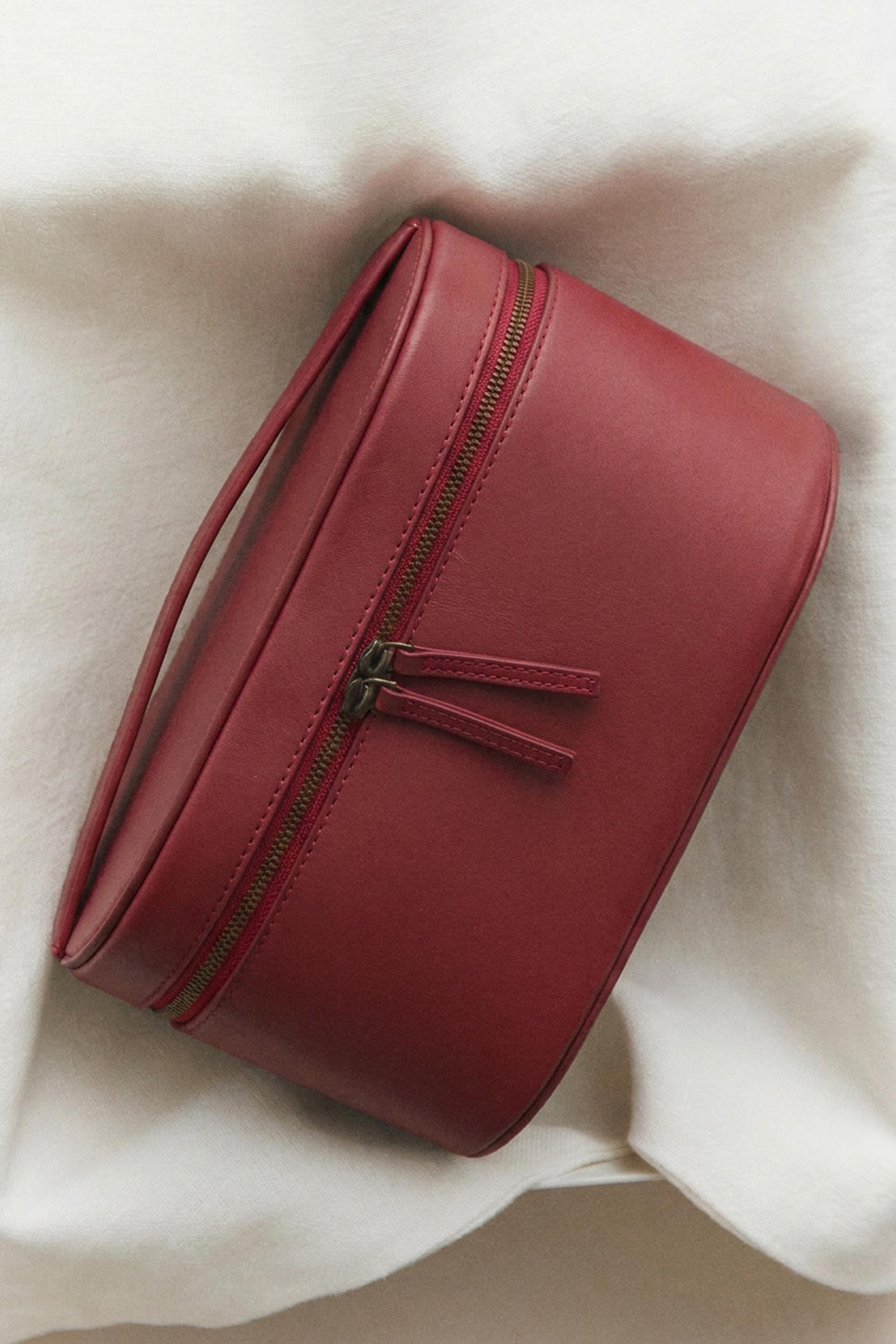 MINI RIGID LEATHER MAKEUP BAG — Red