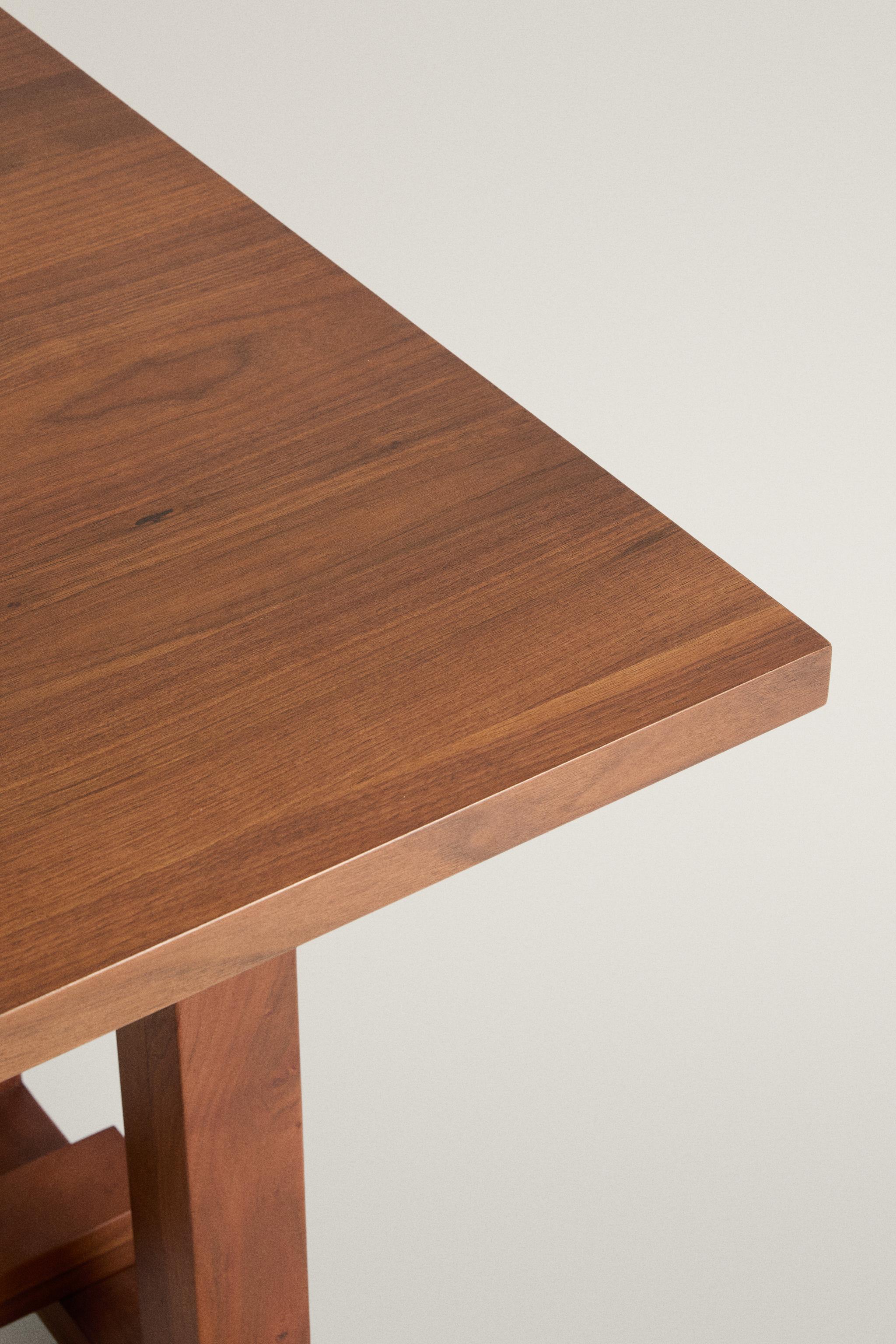 RECTANGULAR ACACIA WOOD DINING TABLE