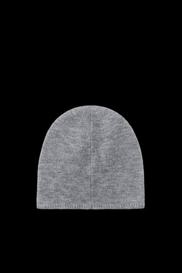 Zara BEANIE HAT WITH EMBROIDERED FLOWERS AND BEADS - Gray