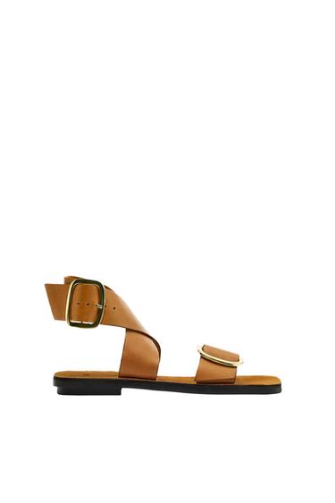 BUCKLED FLAT LEATHER SANDALS