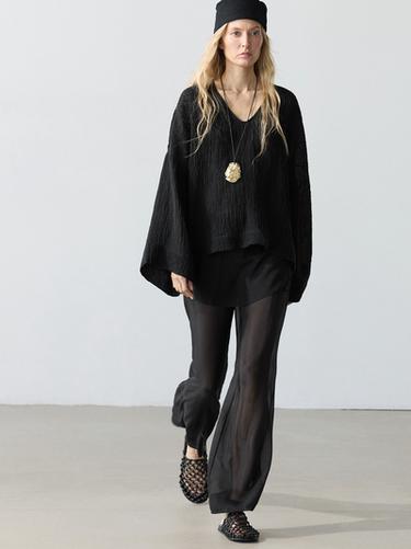 Zara 100% linen waffle-knit flowing blouse - Black