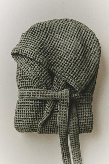 COTTON WAFFLE-TEXTURE BATHROBE - Dark bottle green by Zara - Image 0