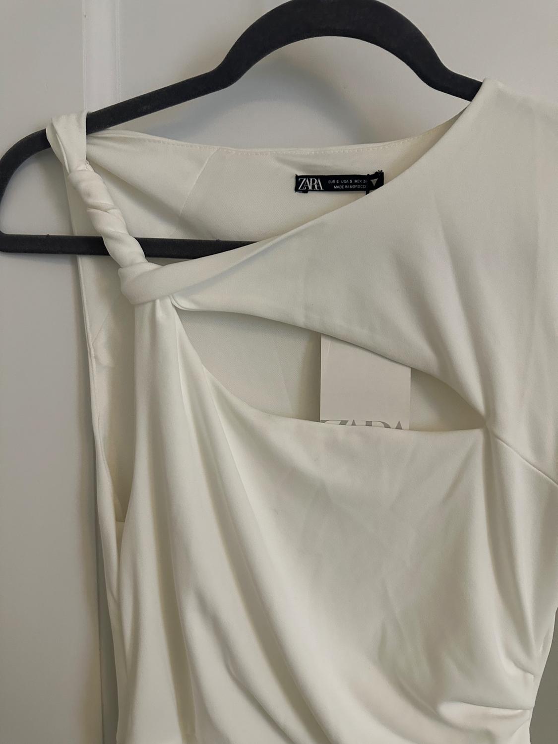 TWISTED ASYMMETRIC DRESS - Image 2