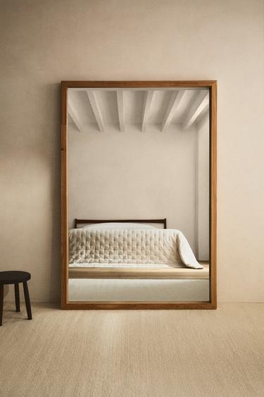 LARGE ELM WOOD VERTICAL MIRROR - Світло-бежевий Zara