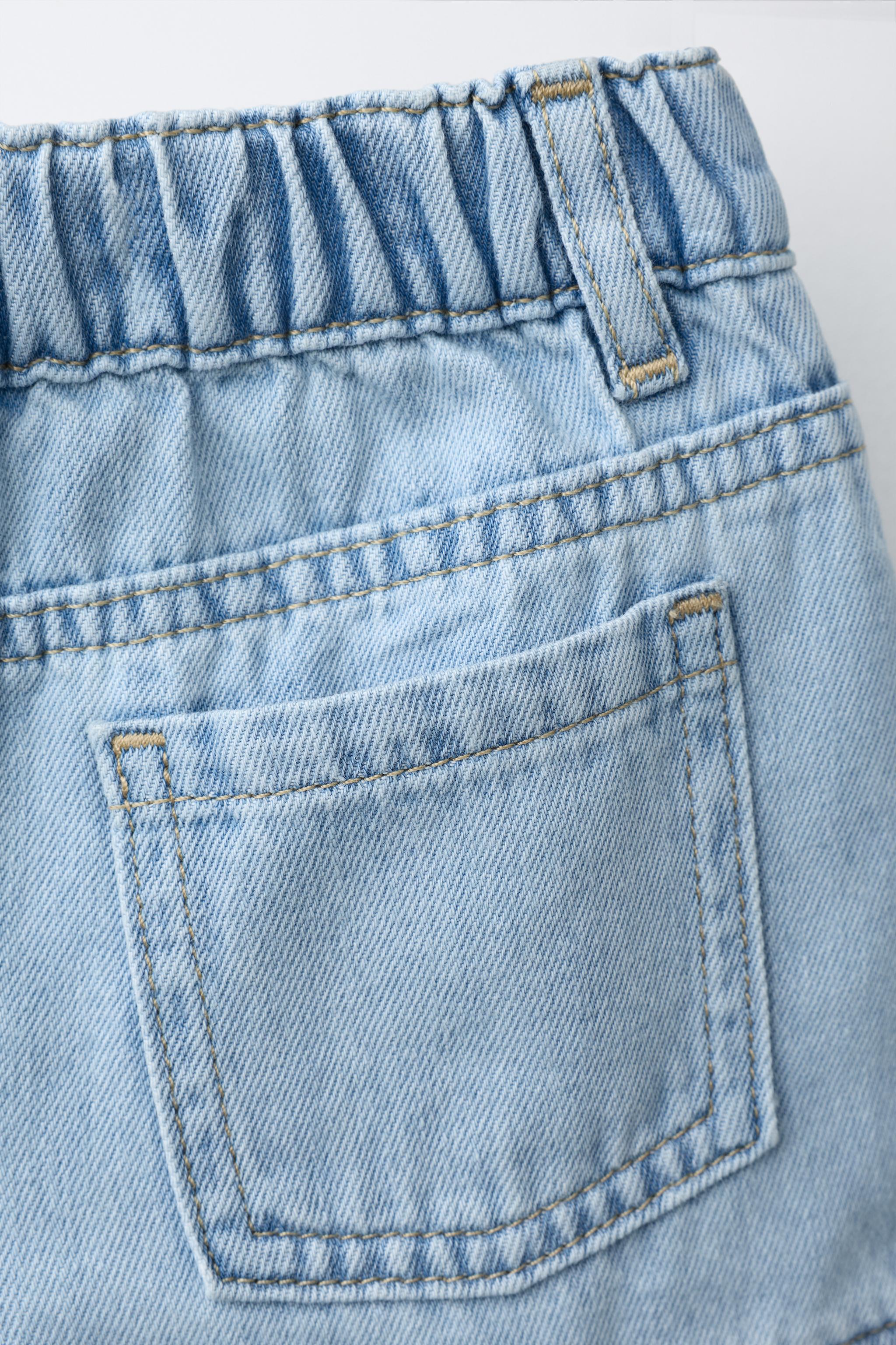 RUFFLED DENIM SHORTS