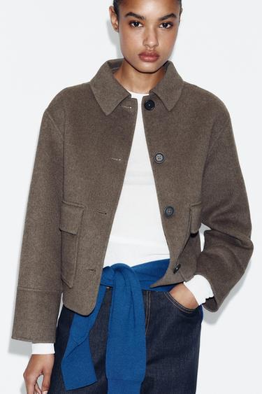 JAQUETA COM BOLSOS DE ABA -  da Zara