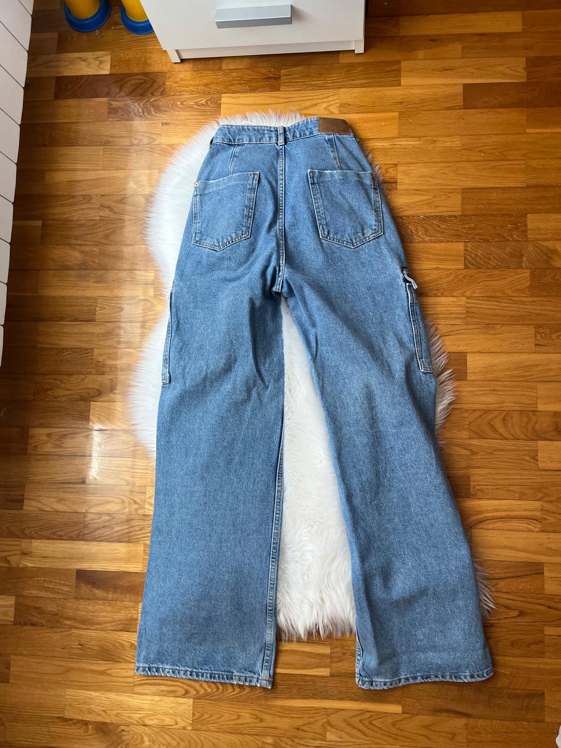 Z1975 JEANS WITH CARGO POCKETS - Image 3