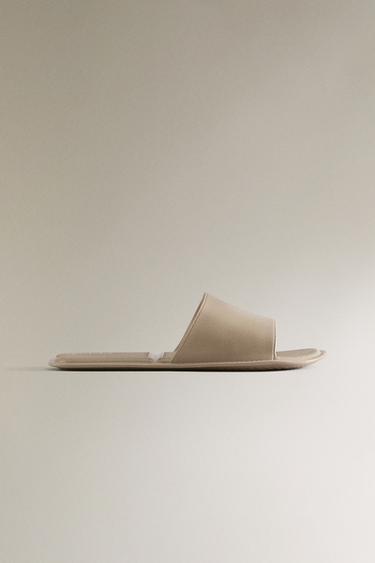BATHROOM SLIDER SLIPPERS - Green by Zara