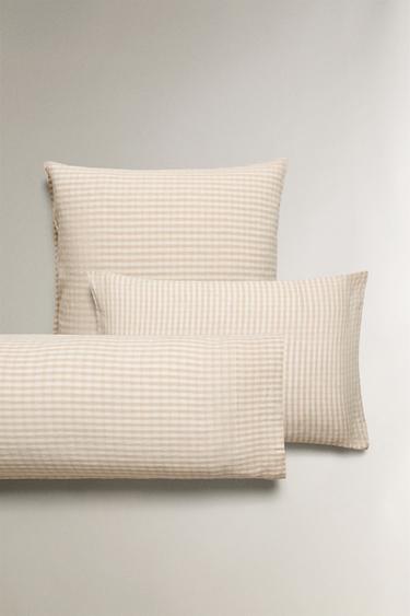 KOPFKISSENBEZUG AUS GARNGEFÄRBTEM KAROSTOFF - Hellbeige von Zara - Bild 0