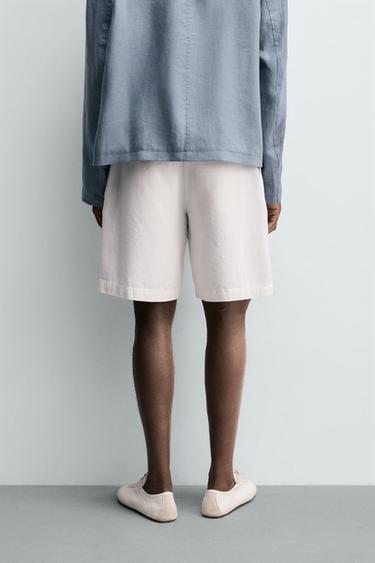 BERMUDA RELAXED FIT À PLIS - Blanc de Zara - Image 2