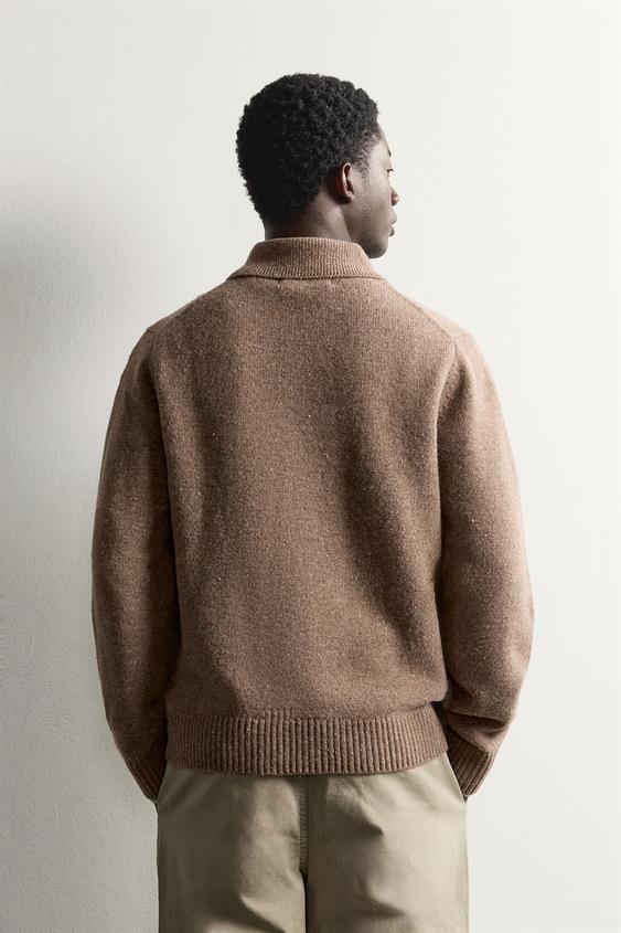 GILET EN MAILLE ZIPPÉ - Marron clair de Zara - Image 2