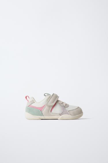 BAREFOOT COLOURED TRAINERS - Pink by Zara
