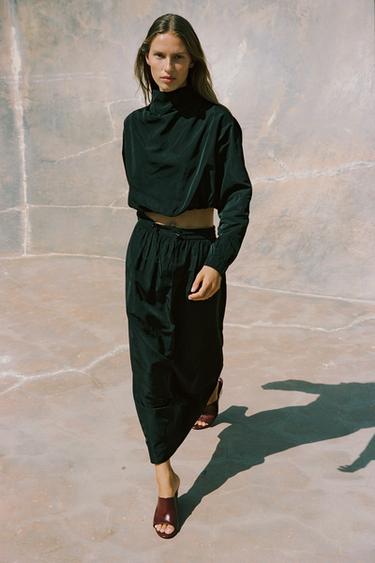 ZW COLLECTION MIDI SKIRT - Black by Zara