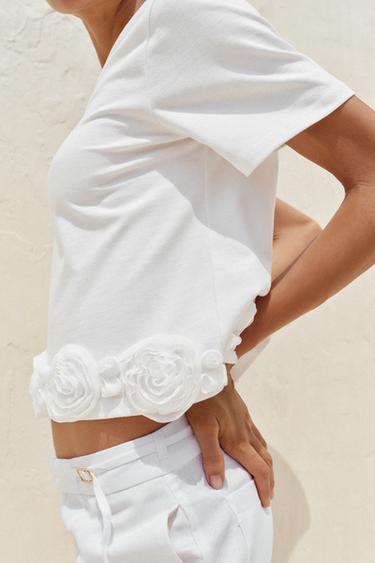 T-SHIRT ROSES EN RELIEF - Blanc de Zara - Image 1