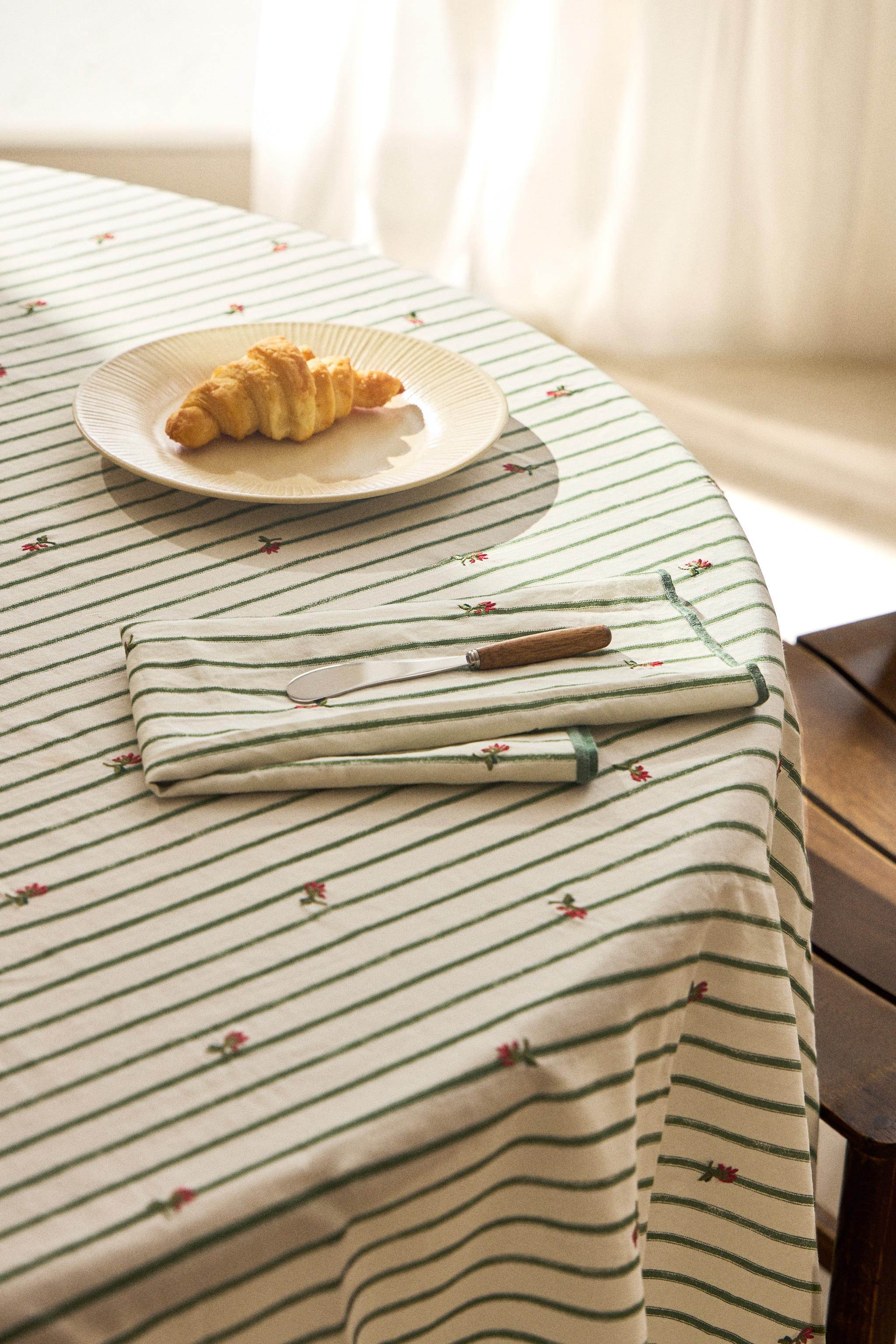 STRIPED TABLECLOTH WITH FLORAL EMBROIDERY — Green