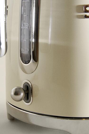 SMEG KETTLE - Cream by Zara - Image 0