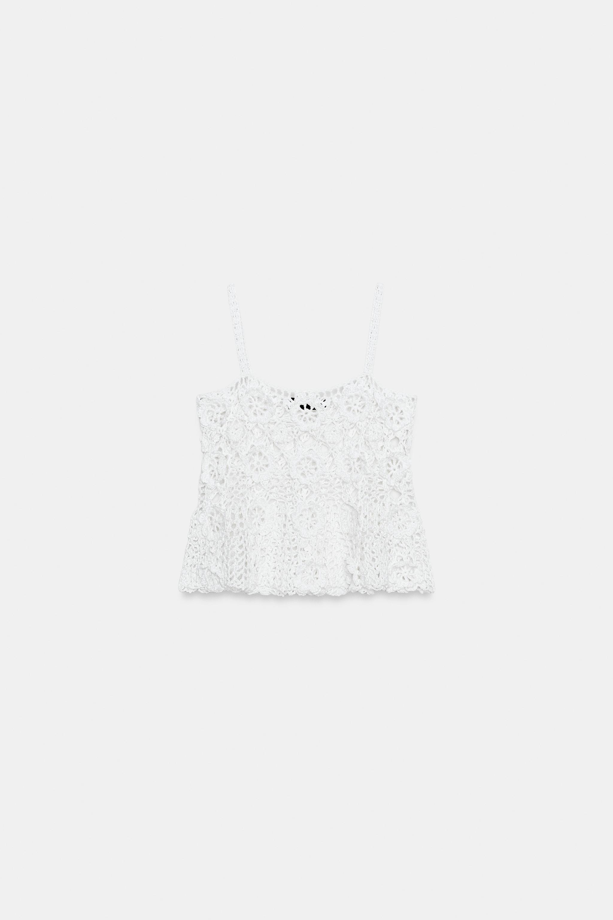 FLORAL CROCHET KNIT TOP