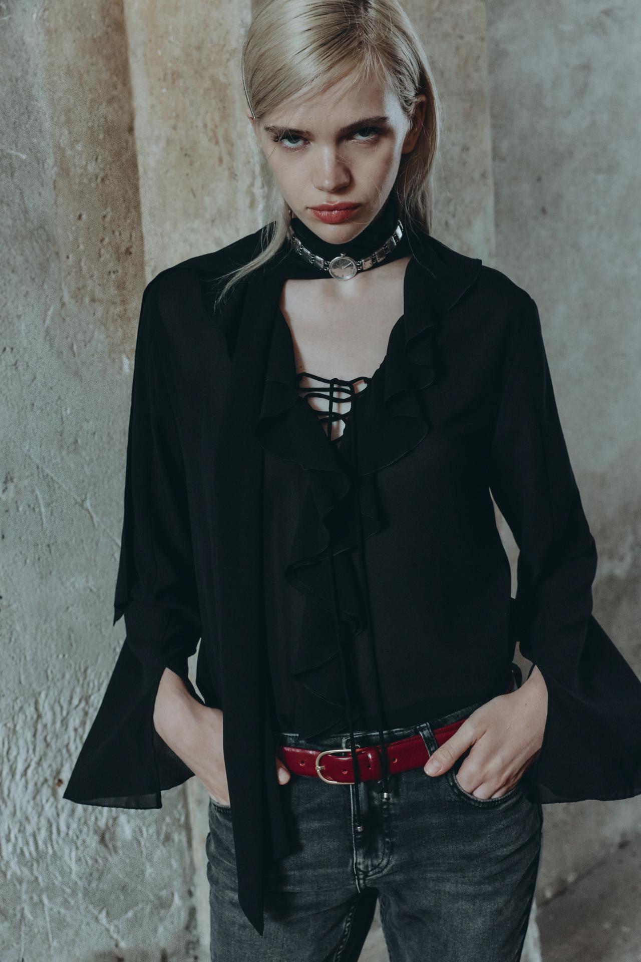 WATCH CHOKER NECKLACE — Silver