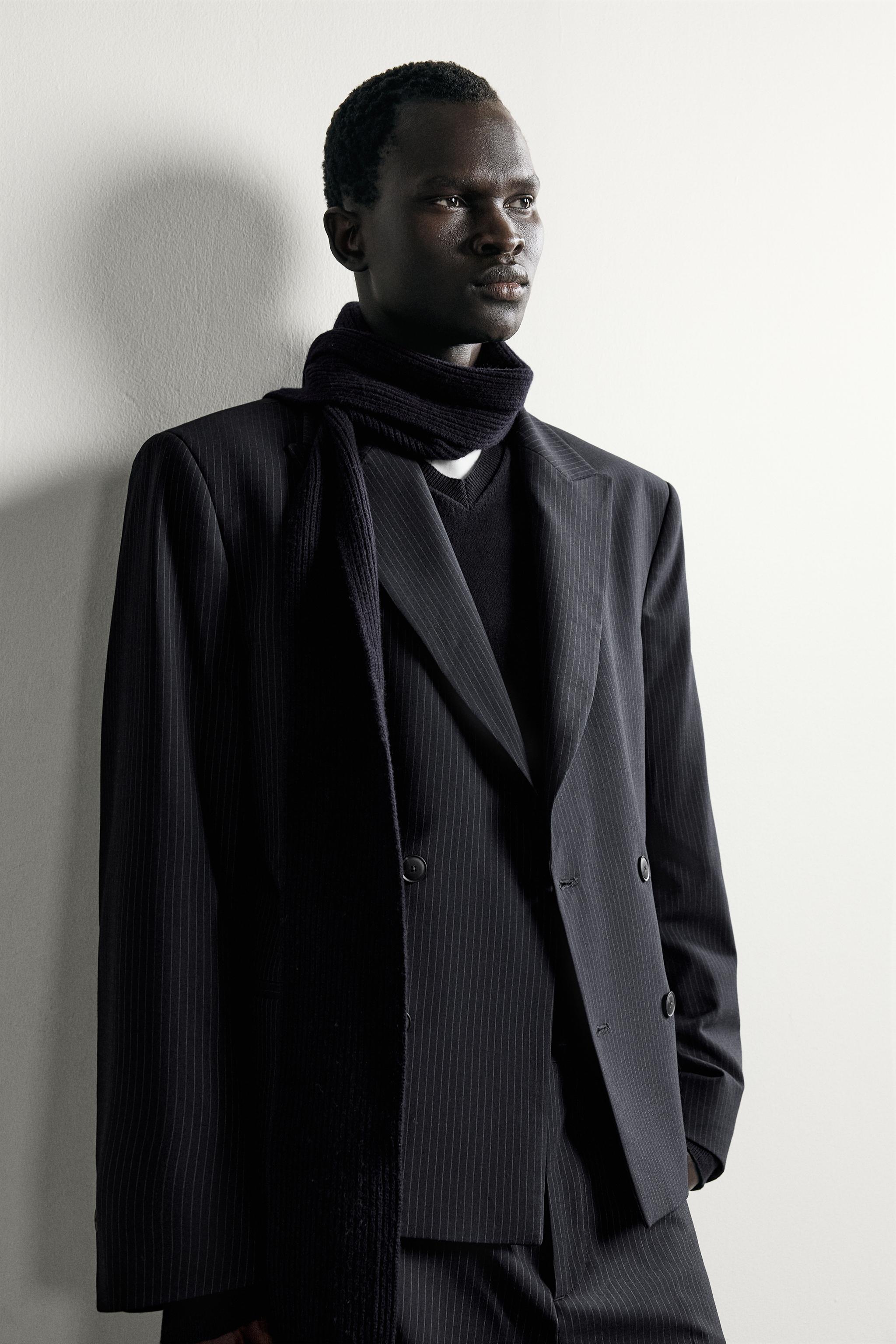 CROPPED-FIT PINSTRIPE SUIT BLAZER