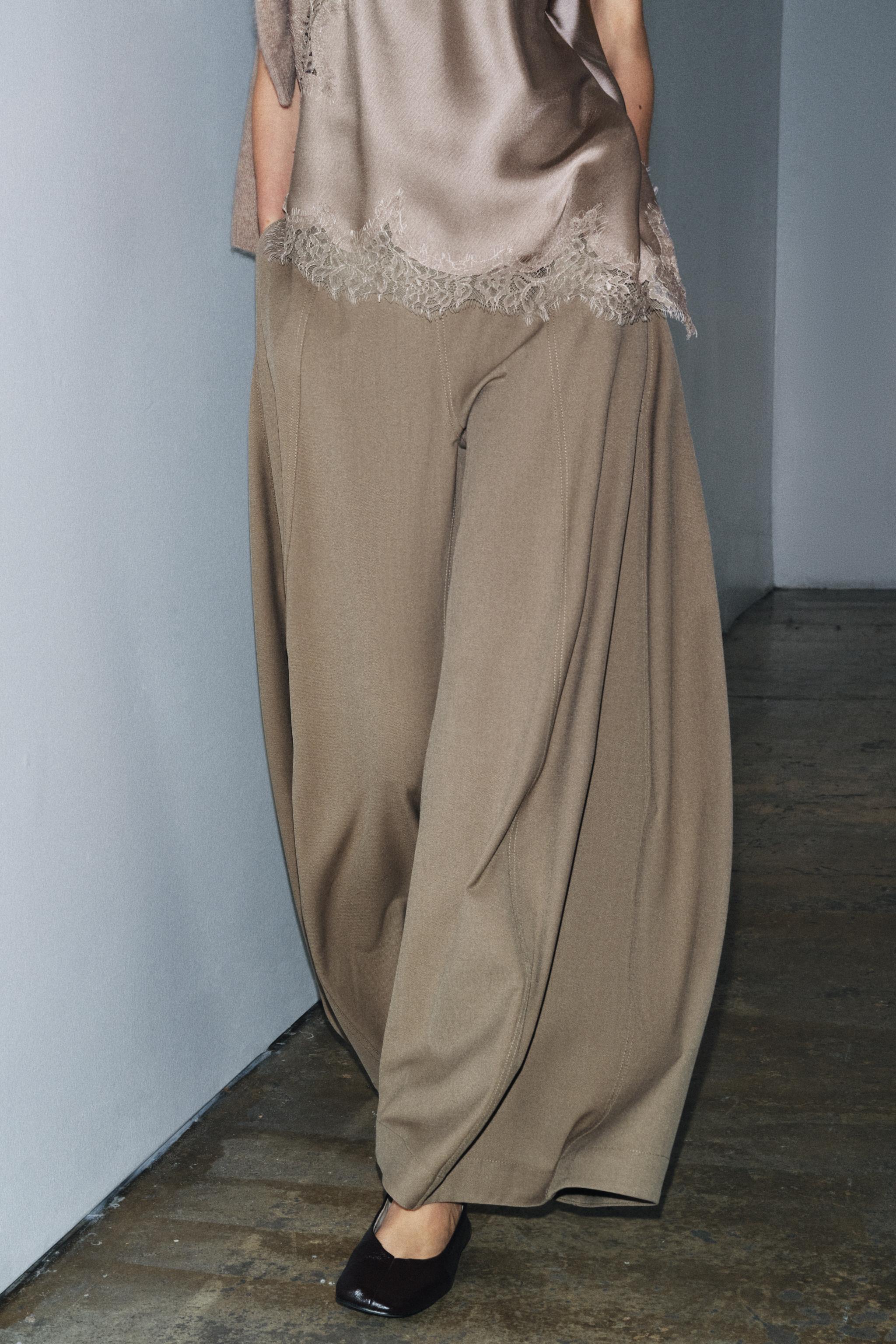 ZW COLLECTION WIDE-LEG VOLUME TROUSERS - Mink | ZARA South Africa