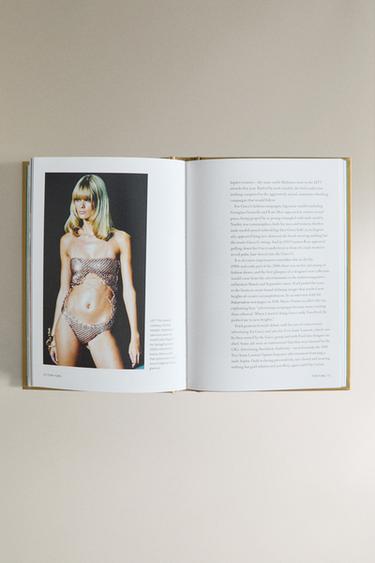 LIVRE THE LITTLE BOOK OF GUCCI - Kaki foncé de Zara - Image 4