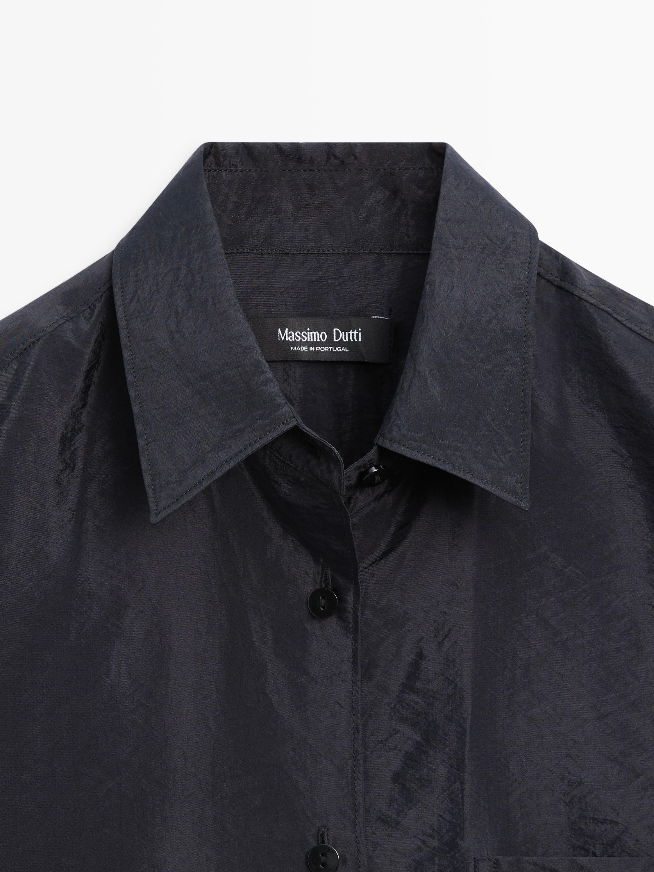 Flowing technical shirt