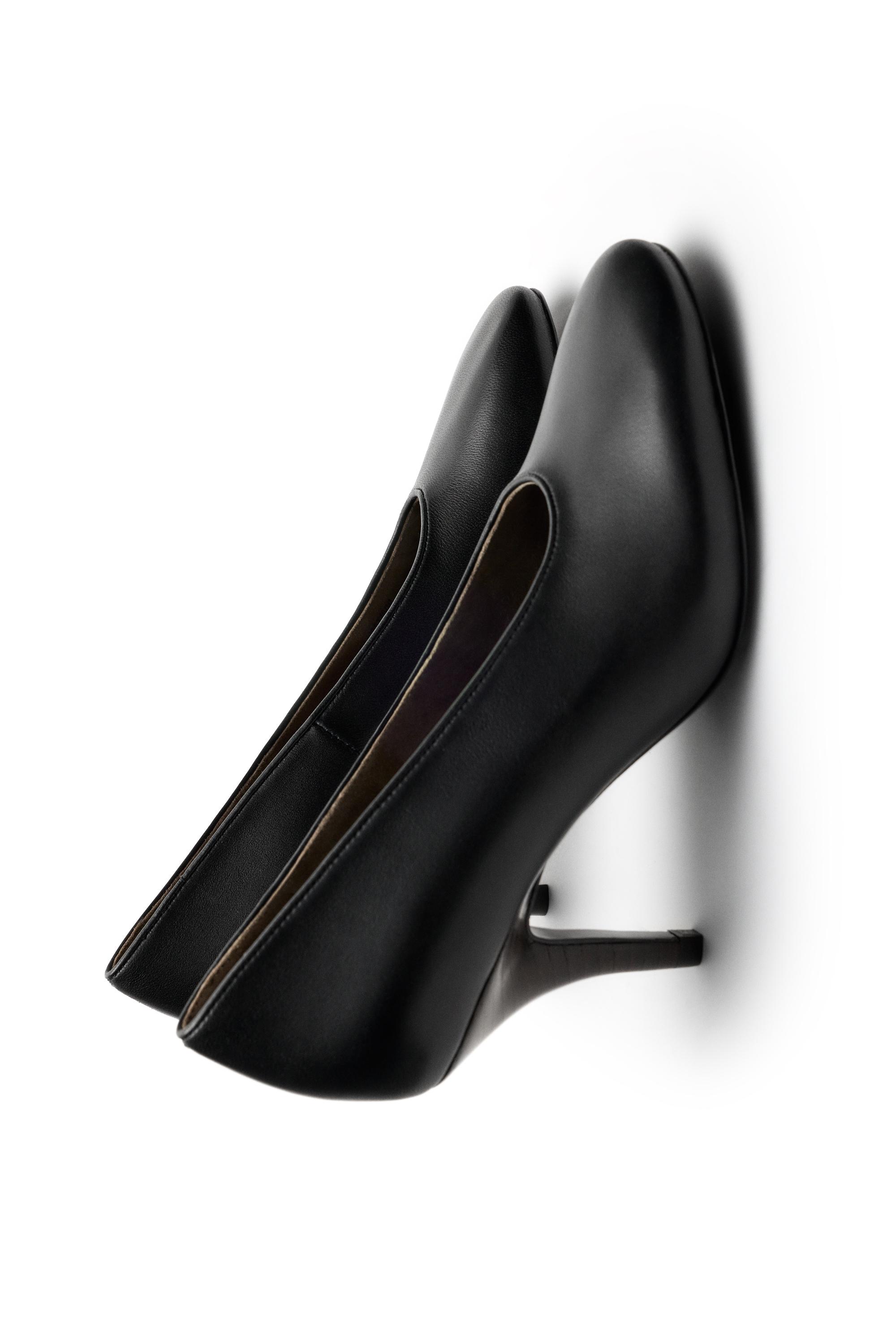 Leather heel shoe - LIMITED EDITION