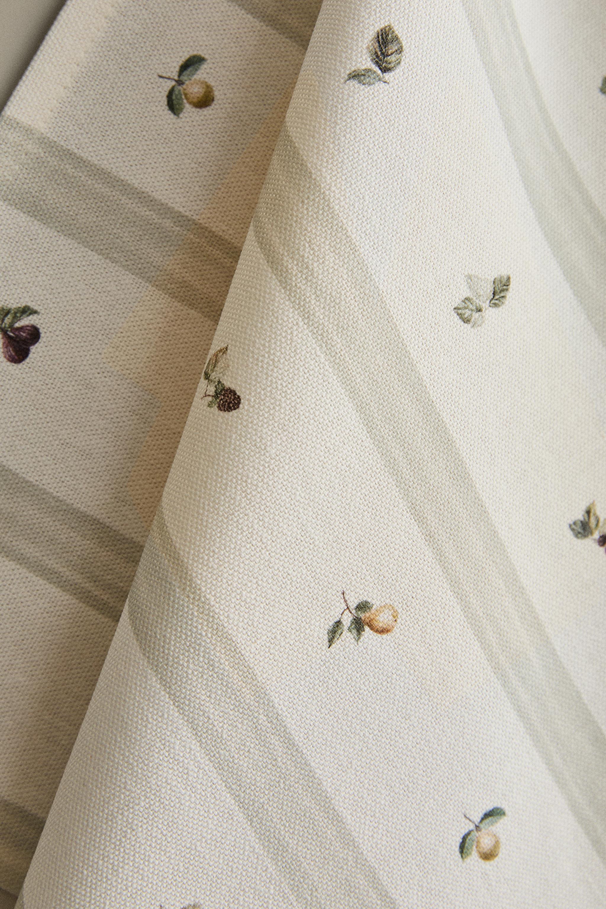 PACK OF FRUIT COTTON KITCHEN TOWELS (PACK OF 2)