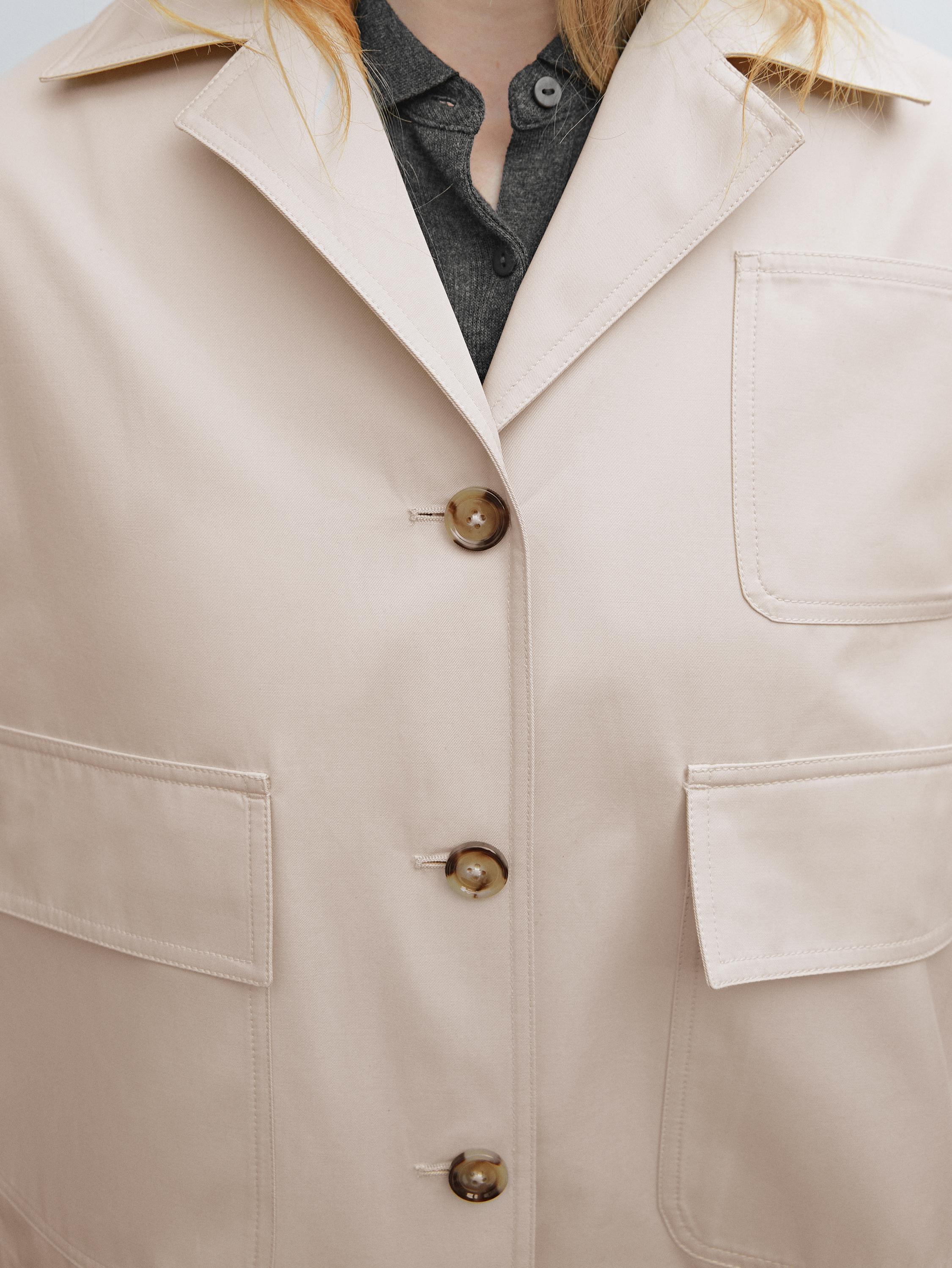 Water-repellent cape jacket