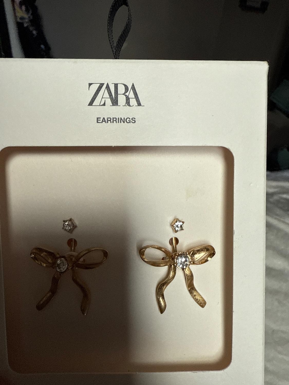 BEJEWELED BOW METAL EARRINGS - Image 3