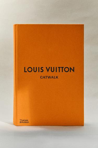 LOUIS VUITTON CATWALK BOOK - Orange by Zara - Image 1