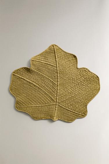 QUILTED LEAF PLACEMAT - Green by Zara
