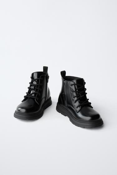 BOTTINES À LACETS - Noir de Zara - Image 2