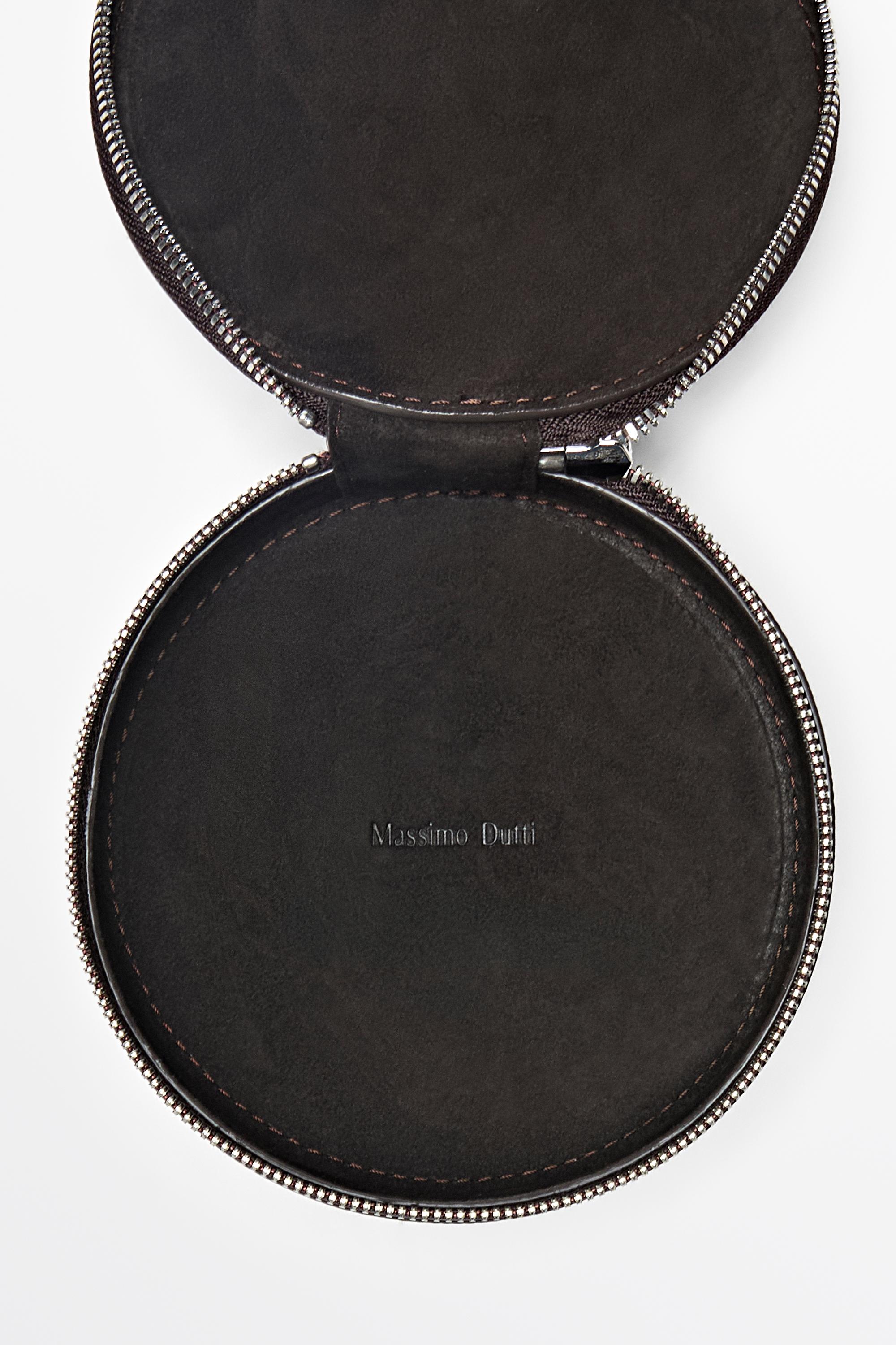 Round nappa leather coin purse