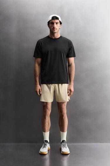 BASIC COTTON TRAINING T-SHIRT - Black by Zara
