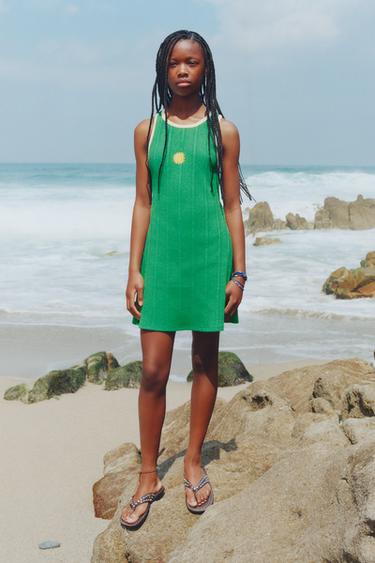VESTIDO RIB SOL BORDADO - Verde de Zara
