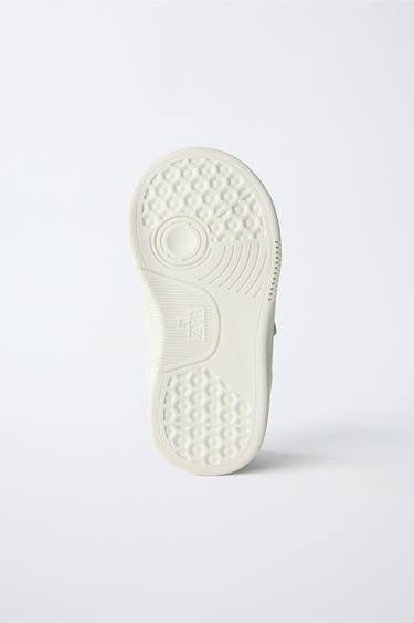TENNIS EN CUIR À BRIDES BAREFOOT - Blanc de Zara - Image 5