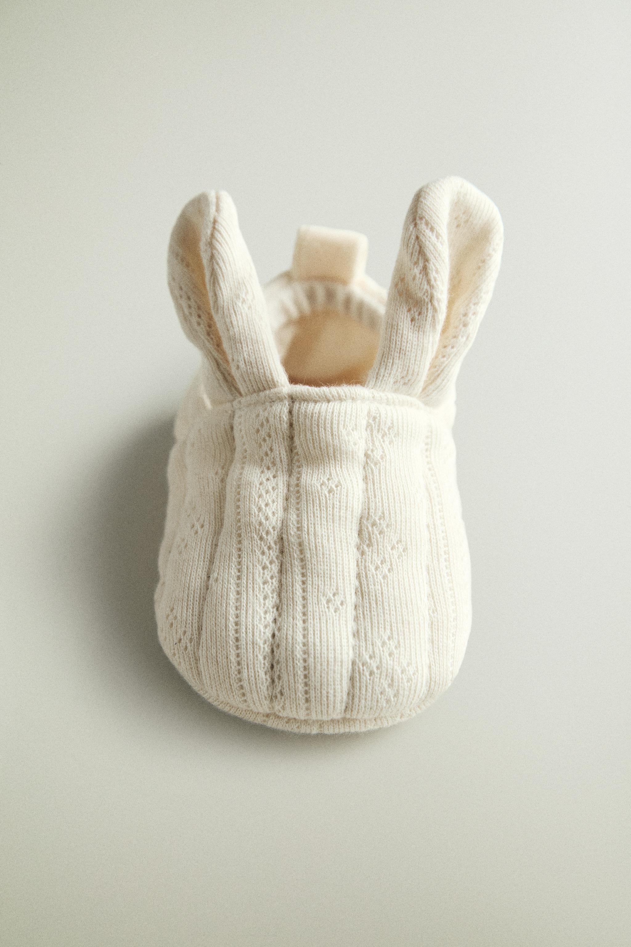 EAR BOOTIES — Beige
