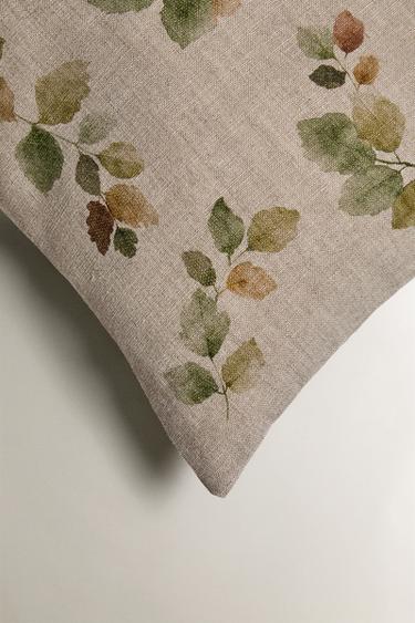 HOUSSE DE COUSSIN FEUILLES - Beige clair de Zara - Image 1