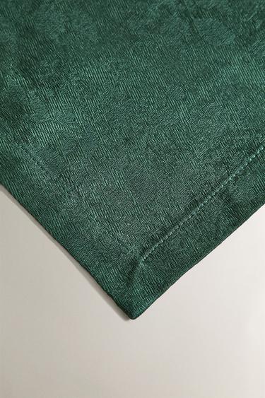 PACK OF JACQUARD CHRISTMAS BRANCH NAPKINS (PACK OF 2) - Green by Zara - Image 2