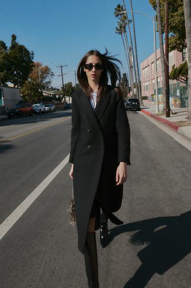 ABRIGO LARGO CRUZADO - Negro de Zara