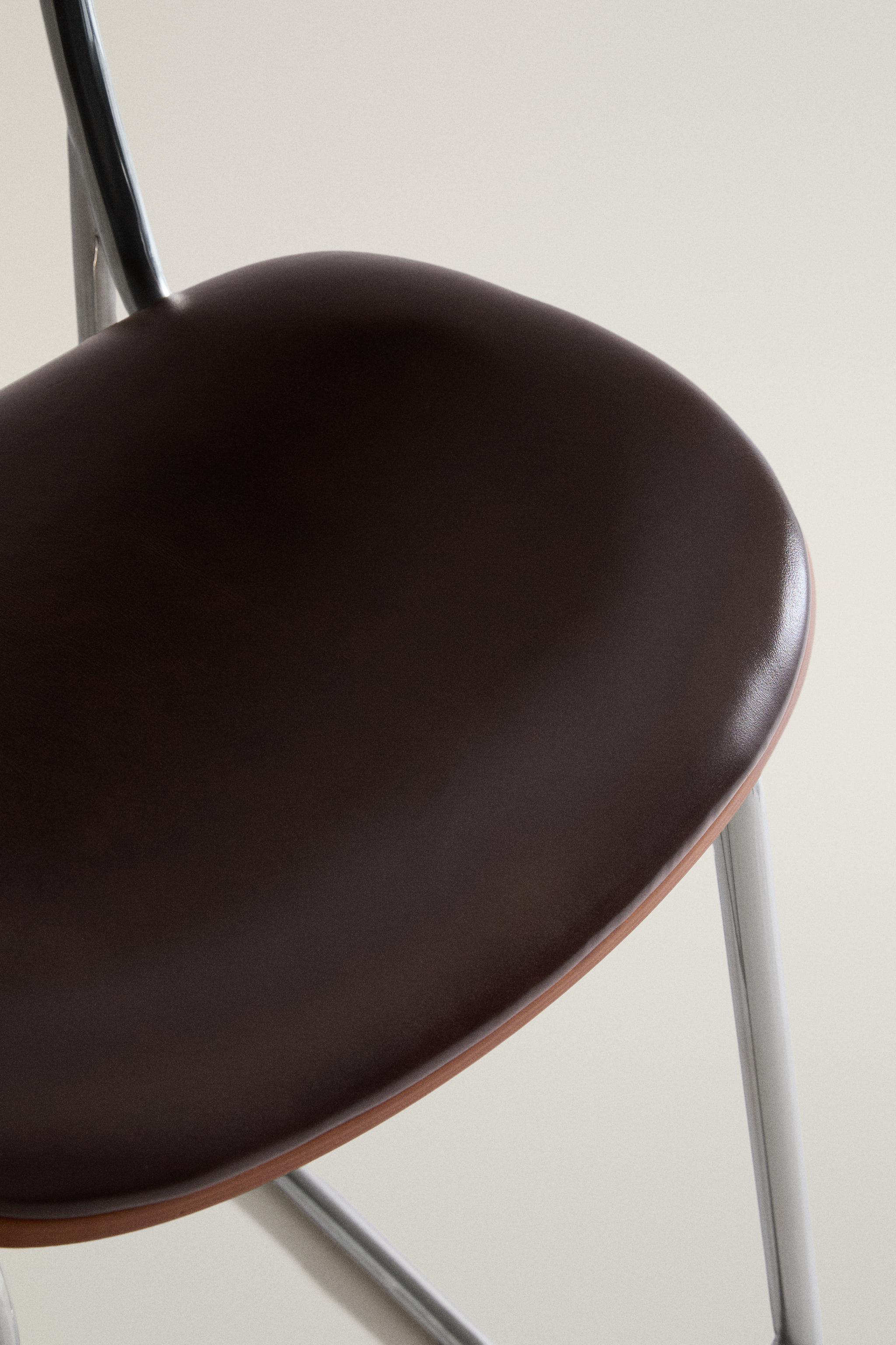 LEATHER AND STAINLESS STEEL HIGH STOOL