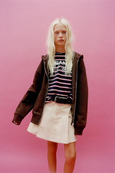 STRIPED CUT-OUT T-SHIRT - Burgundy by Zara