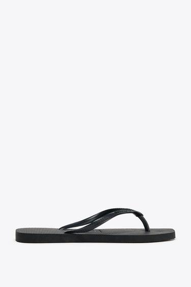 SANDALIAS HAVAIANAS ® x ZARA - Negro de Zara