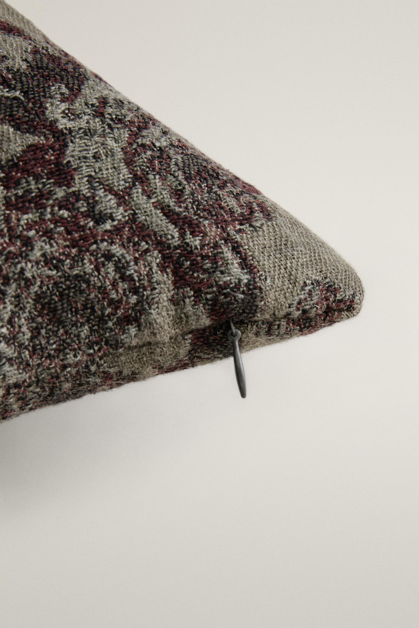 Подушка Zara Jacquard throw pillow cover, цвет: Хаки — фото 4
