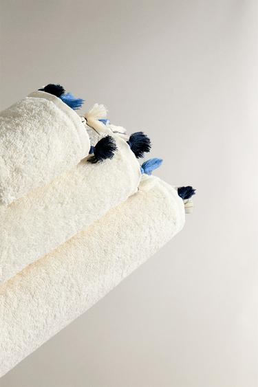 BATH TOWEL WITH TASSELS - Blues by Zara - Image 1