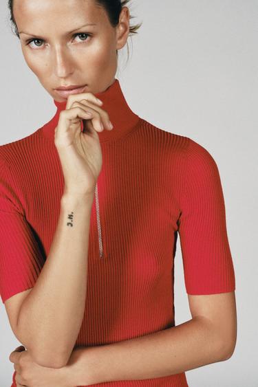 FITTED RIBBED KNIT TOP - Red by Zara